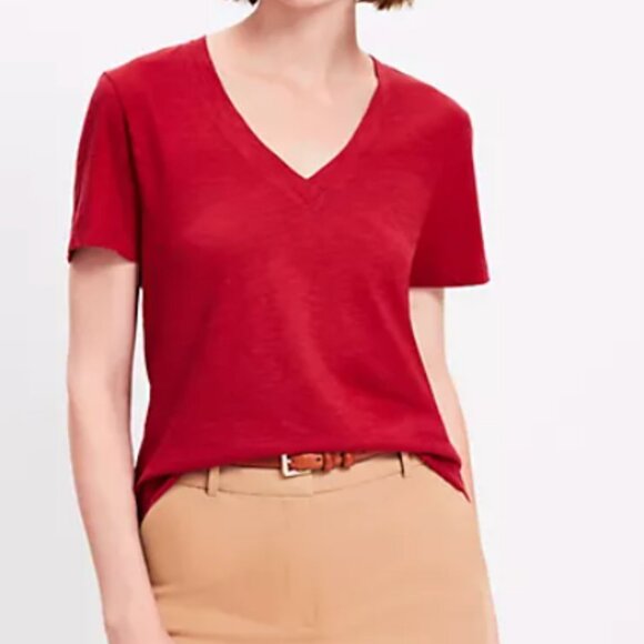 LOFT Women's Deep Red V-Neck Tee Large - Picture 1 of 6
